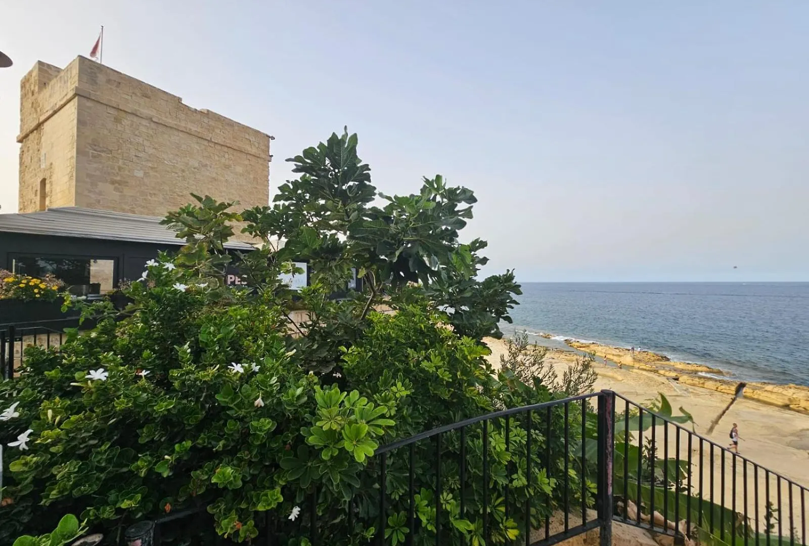 Seaview 3 Bedrooms In Balluta Beach Sliema