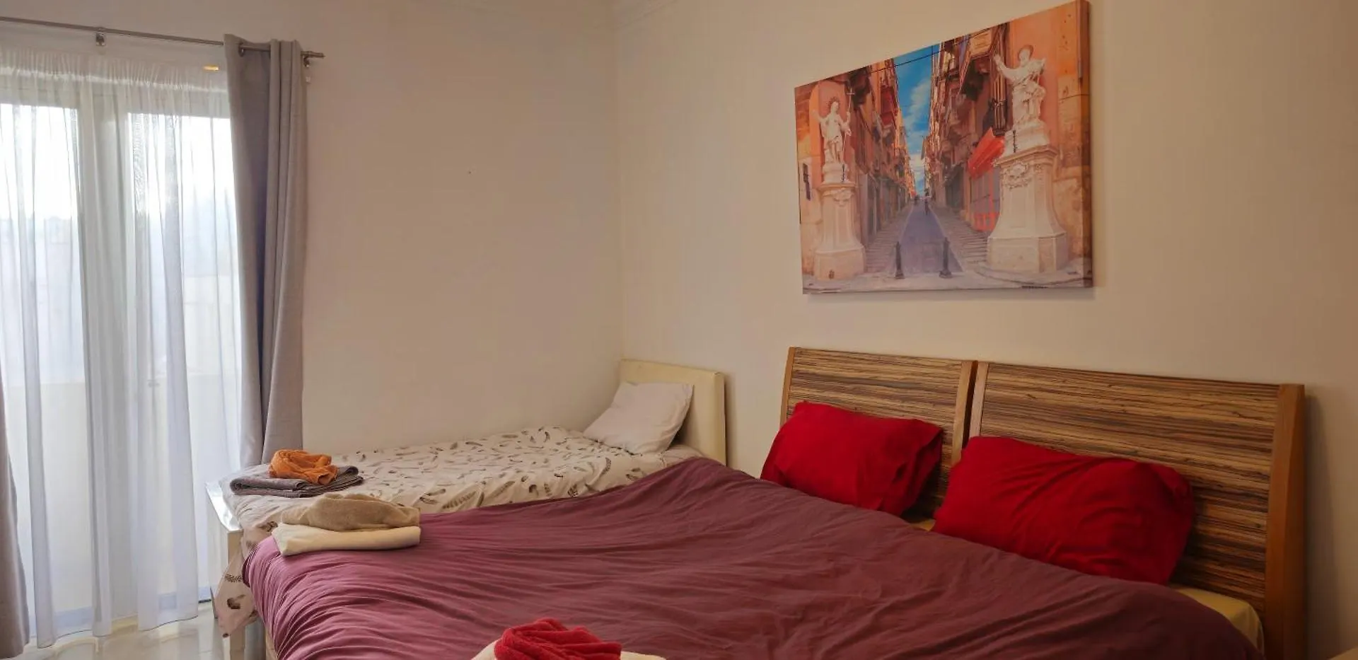 Seaview 3 Bedrooms In Balluta Beach Sliema Apartment