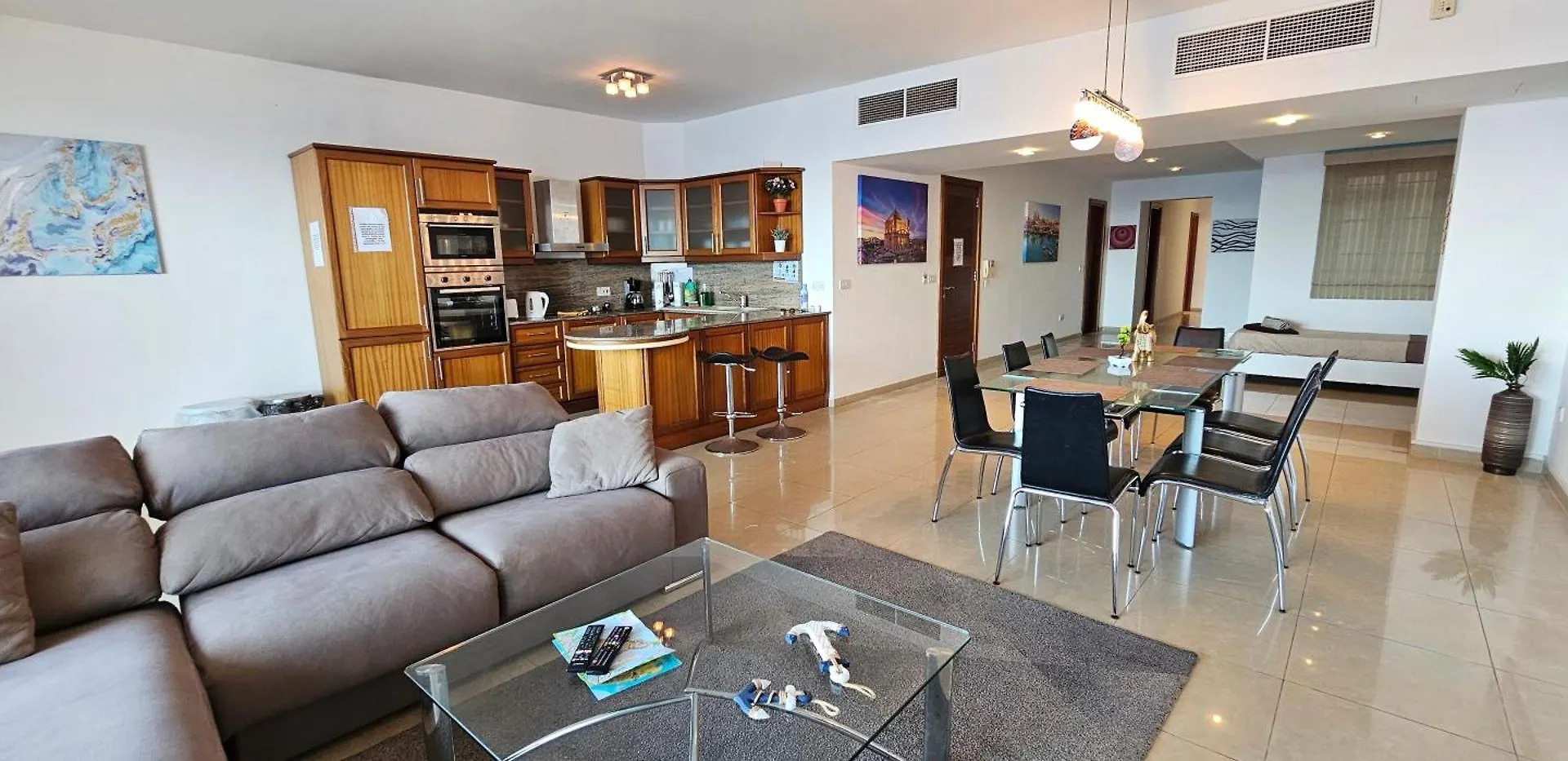 Seaview 3 Bedrooms In Balluta Beach Sliema 0*,
