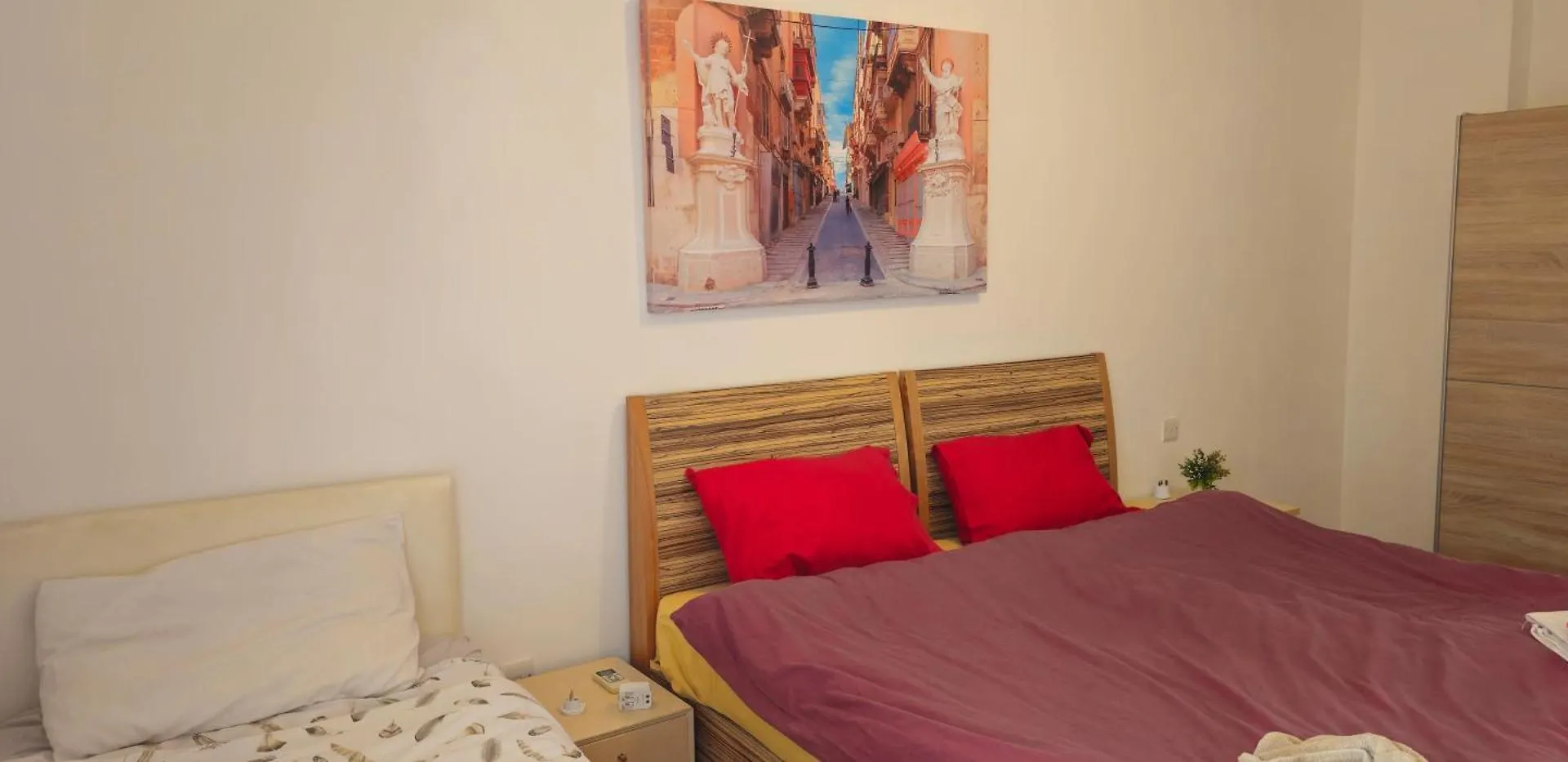 Apartment Seaview 3 Bedrooms In Balluta Beach Sliema
