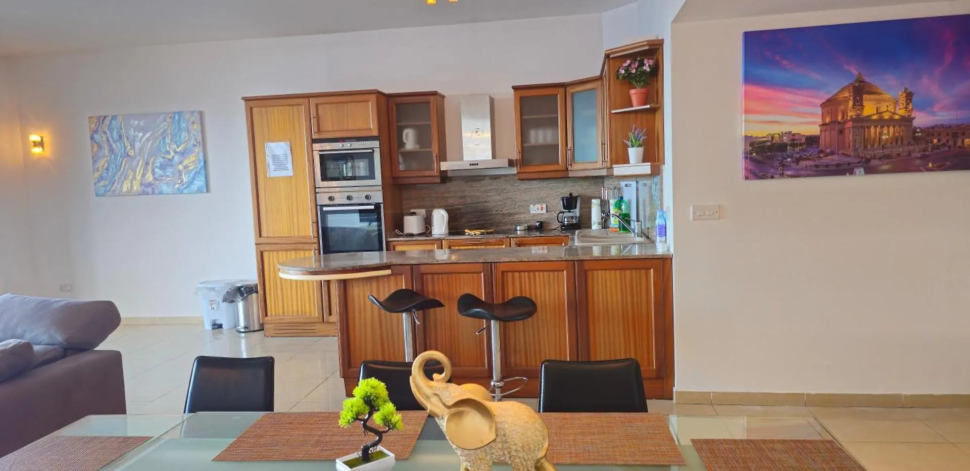 Apartment Seaview 3 Bedrooms In Balluta Beach Sliema Malta
