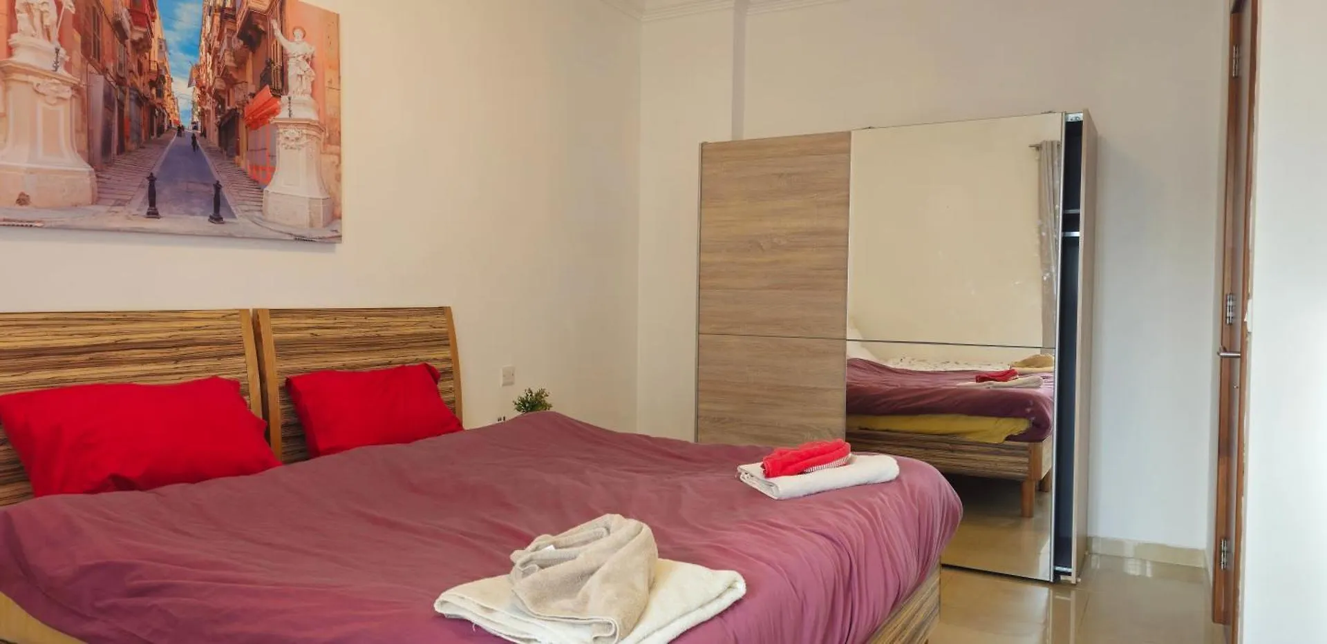 Seaview 3 Bedrooms In Balluta Beach Sliema Apartment